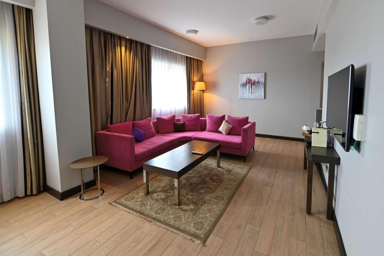 Radisson Blu Hotel, Abidjan Airport מראה חיצוני תמונה