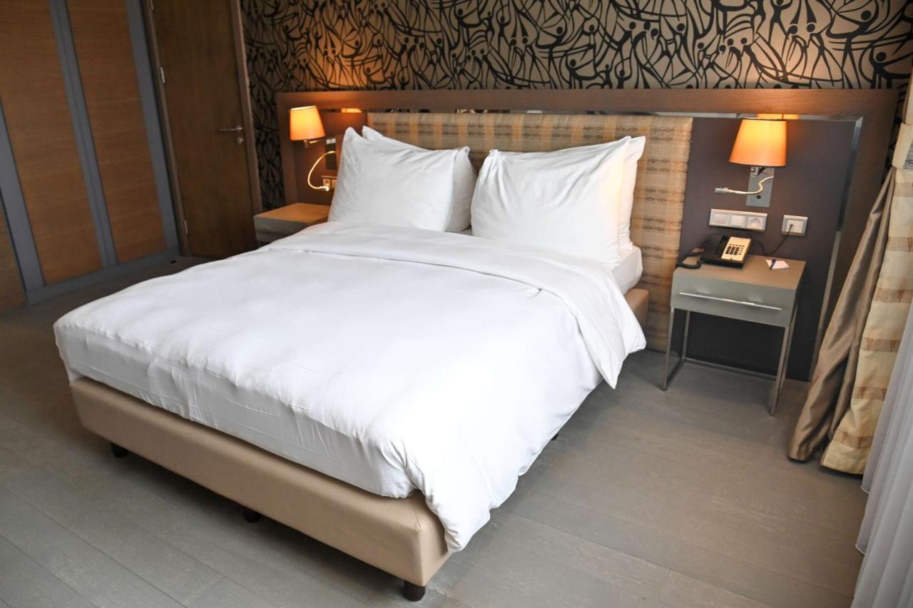 Radisson Blu Hotel, Abidjan Airport מראה חיצוני תמונה
