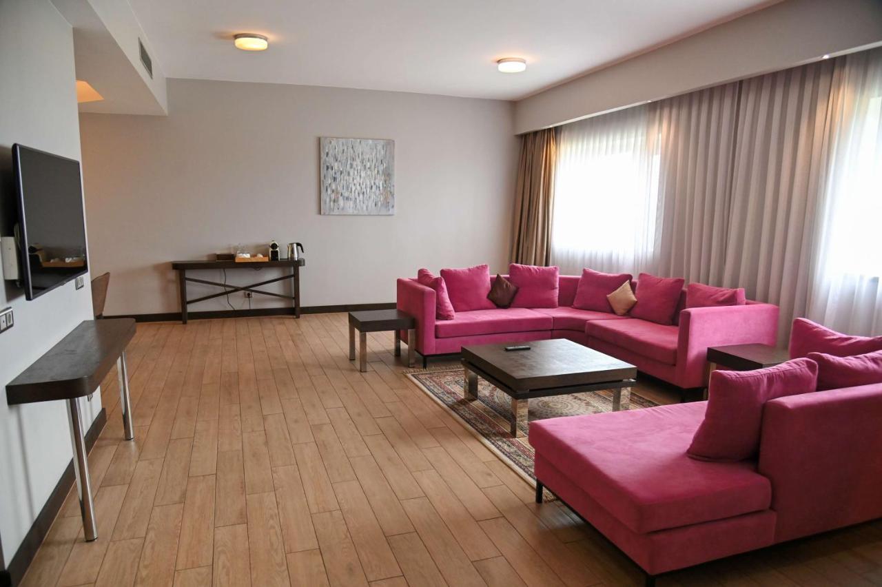 Radisson Blu Hotel, Abidjan Airport מראה חיצוני תמונה