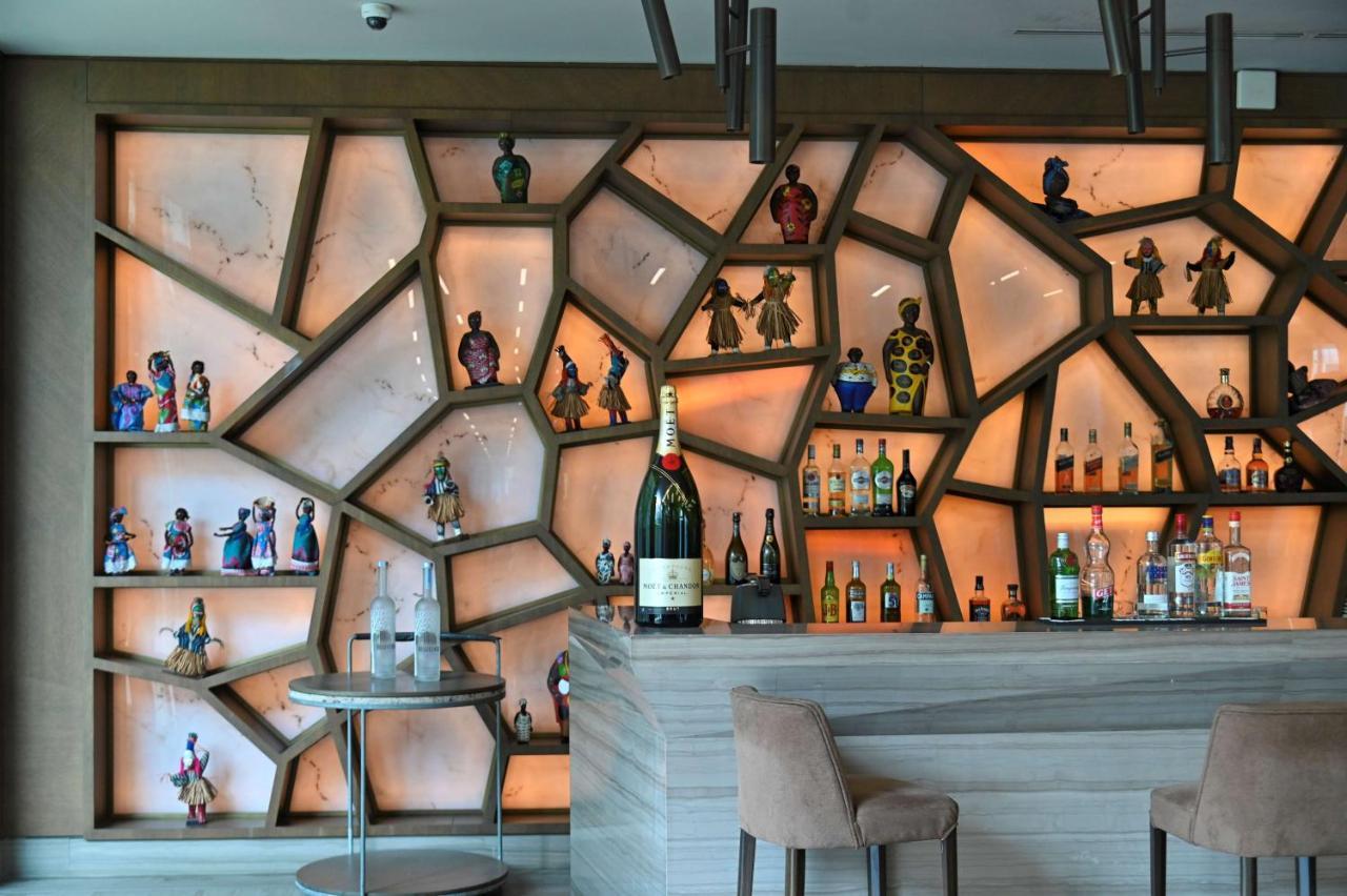 Radisson Blu Hotel, Abidjan Airport מראה חיצוני תמונה